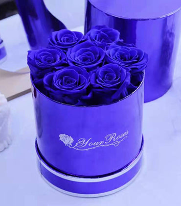 Preserved flower in round box